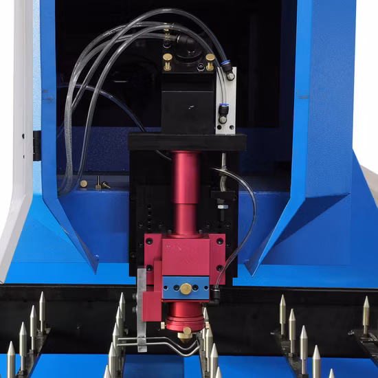 Laserschneidmaschine für Flachstanzplatten, Stanzen, Rillen, Sperrholz-Stanzenherstellung
